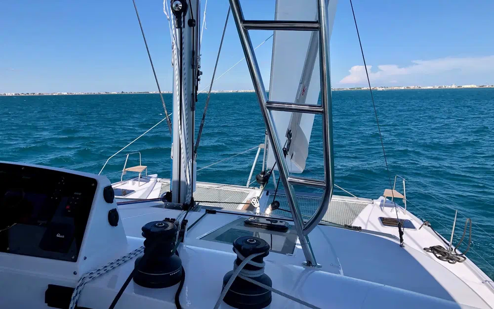 slider 10 Nautitech 46