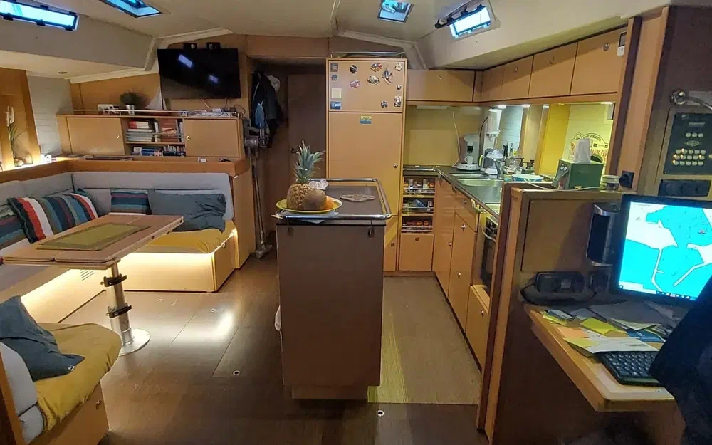 slider 13 Bavaria Cruiser 55