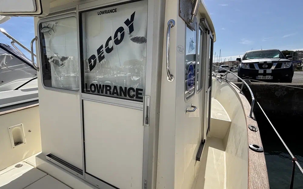 slider 2 Rhea 730 Fishing