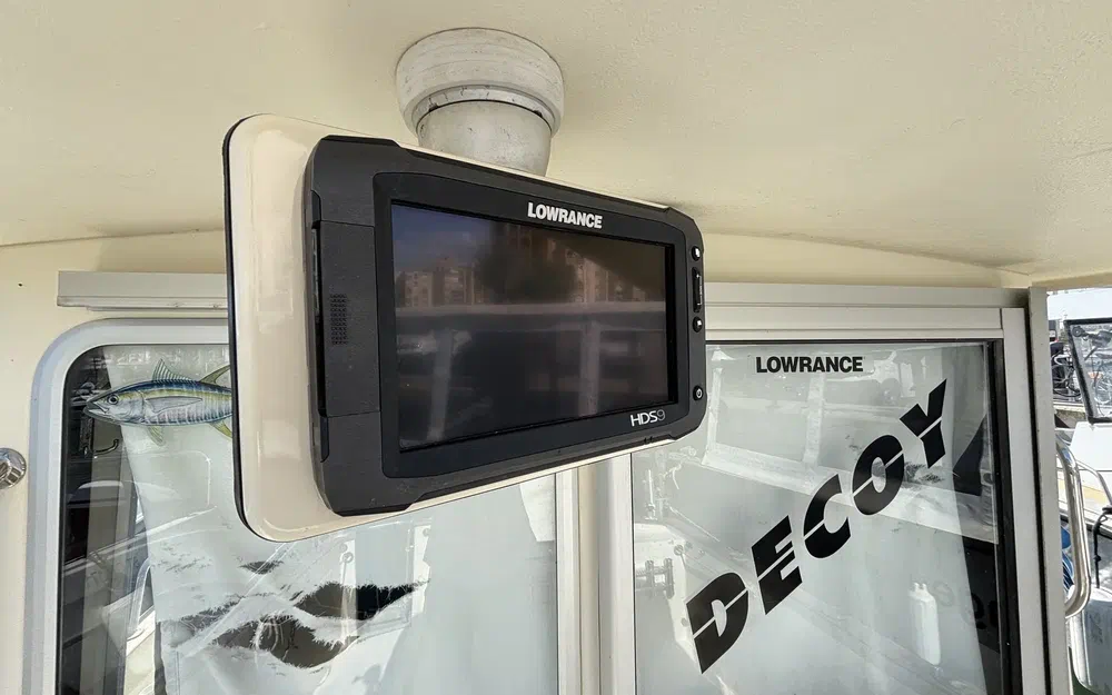 slider 5 Rhea 730 Fishing