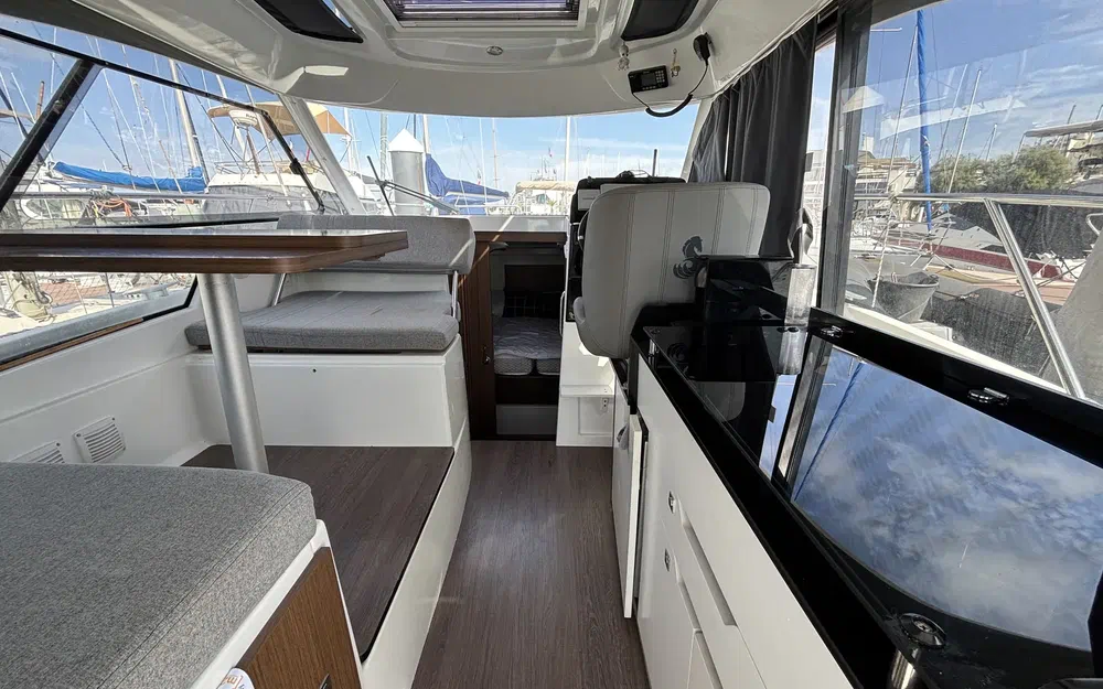 slider 24 Beneteau Antares 9 OB