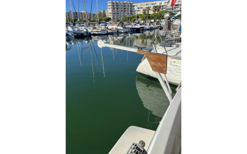 slider 18 Beneteau Antares Serie 9