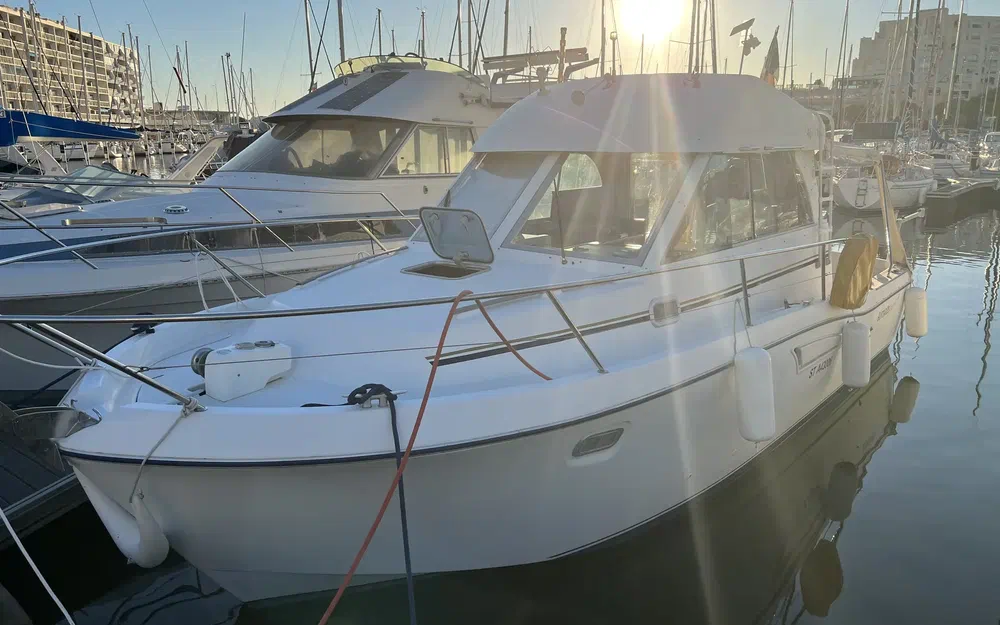 slider 1 Beneteau Antares Serie 9