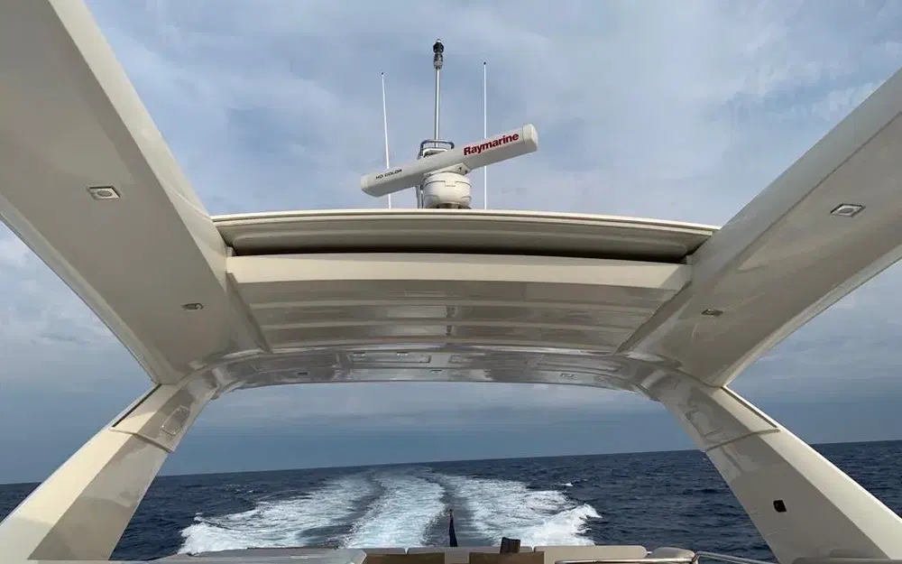 slider 21 Prestige Yachts 680 Fly