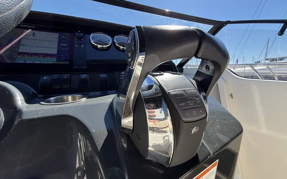 slider 13 Quicksilver Activ 875 Sundeck