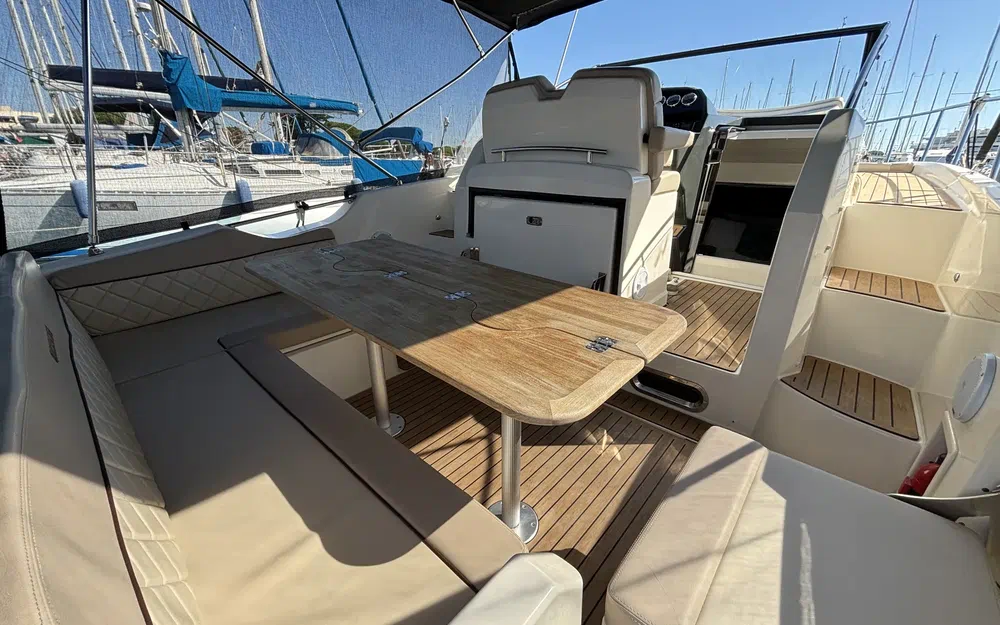slider 16 Quicksilver Activ 875 Sundeck