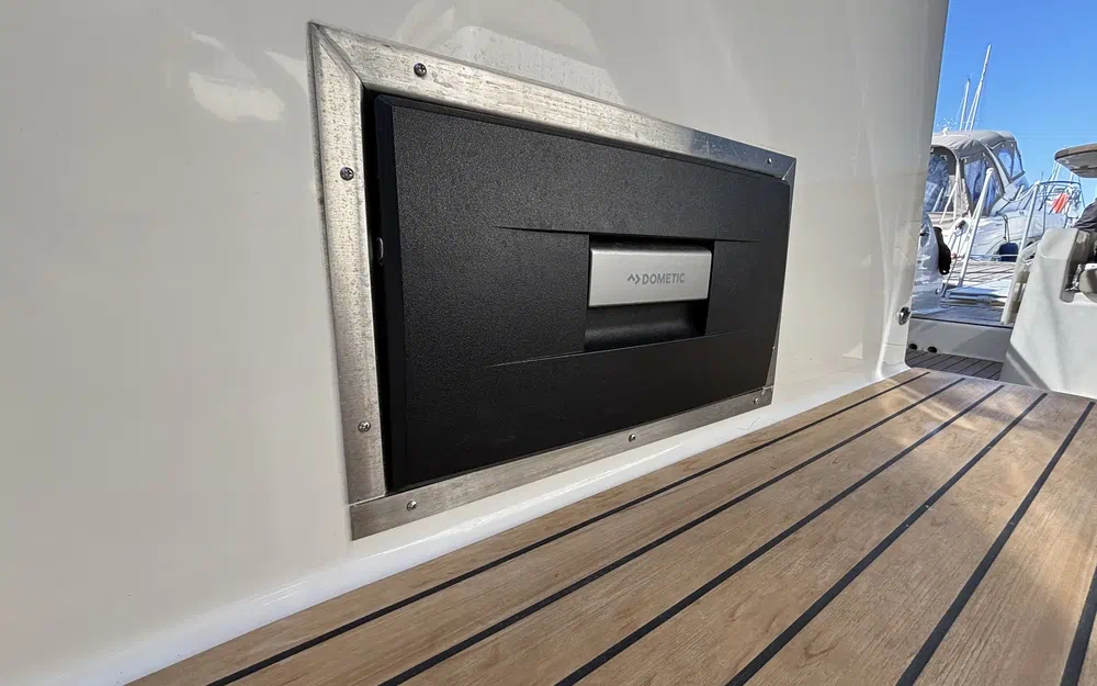 slider 21 Quicksilver Activ 875 Sundeck