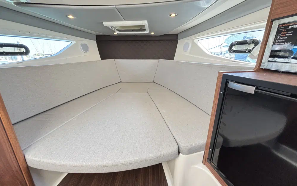 slider 2 Quicksilver Activ 875 Sundeck