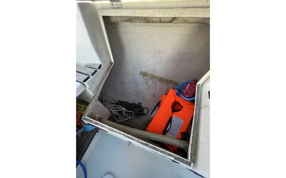 slider 9 Beneteau First 30