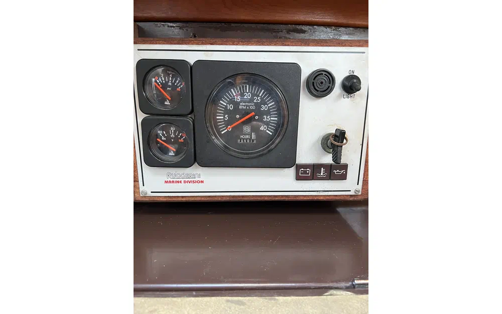 slider 34 Beneteau First 30