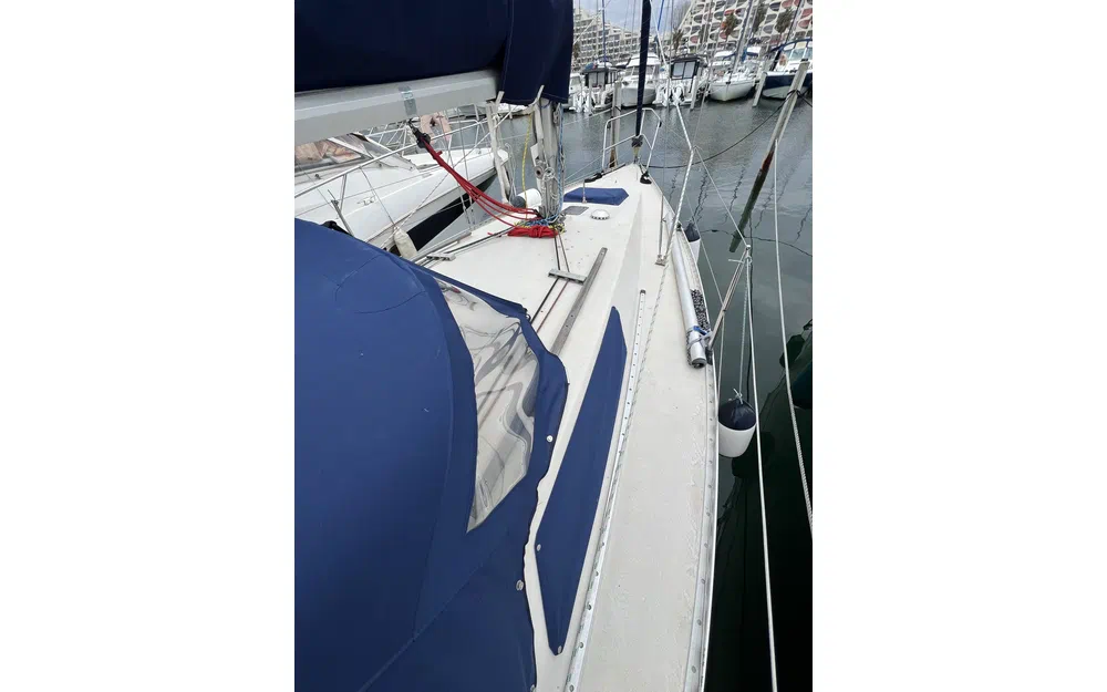 slider 6 Beneteau First 30