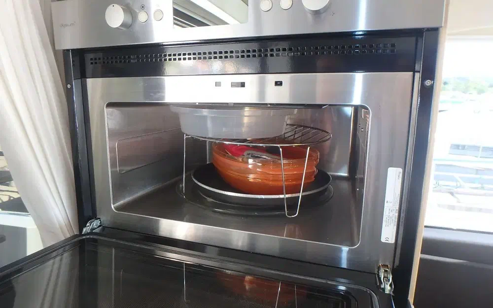 slider 24 Jeanneau Prestige 450 Fly