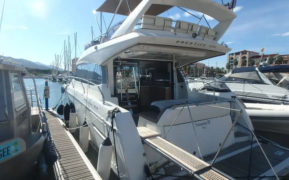 slider 2 Jeanneau Prestige 450 Fly