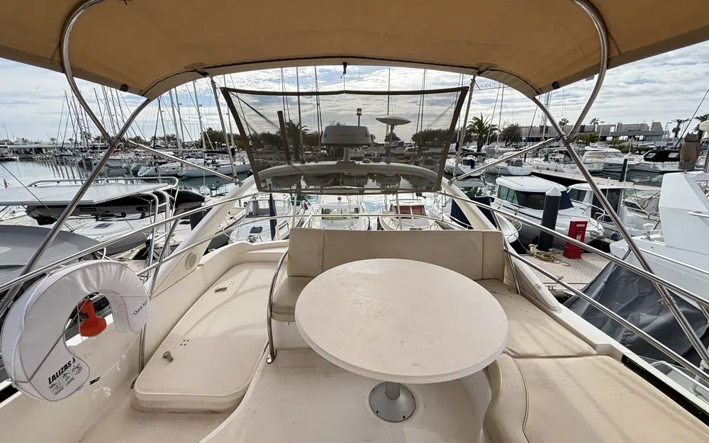 slider 27 Jeanneau Prestige 42 Fly