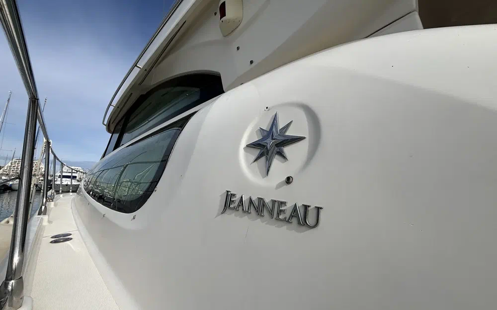 slider 33 Jeanneau Prestige 42 Fly