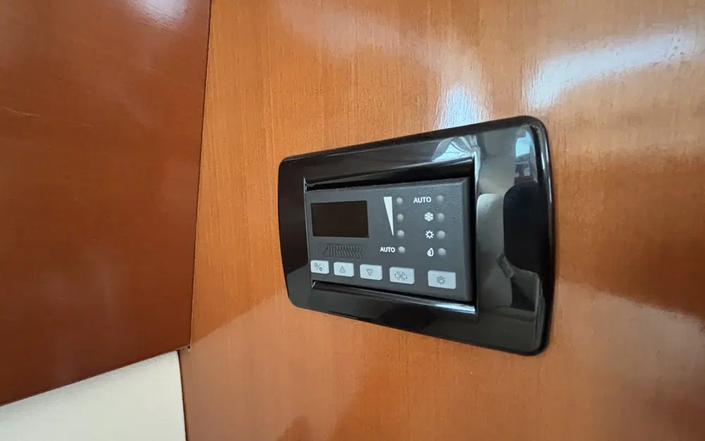 slider 40 Jeanneau Prestige 42 Fly