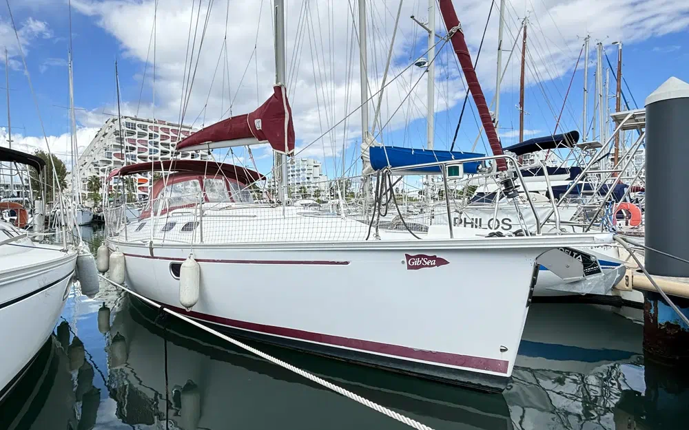 slider 1 Dufour Gib Sea 33