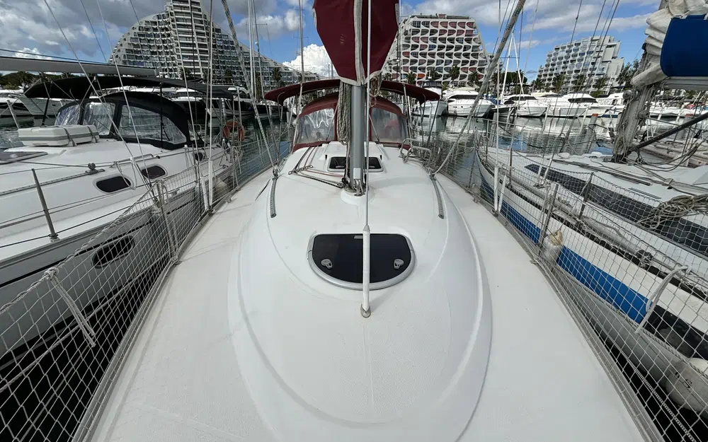 slider 3 Dufour Gib Sea 33