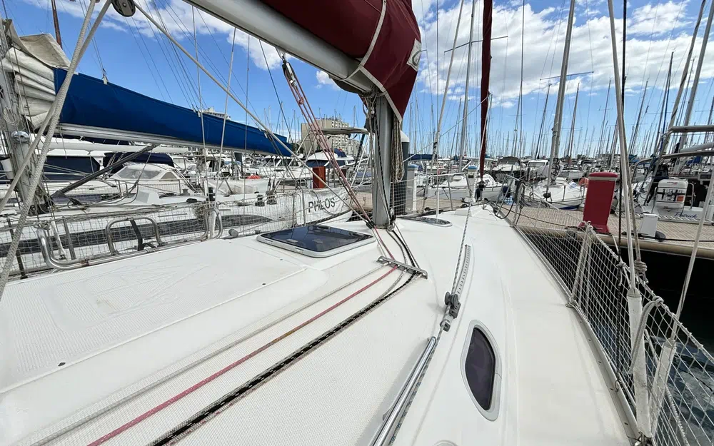 slider 6 Dufour Gib Sea 33