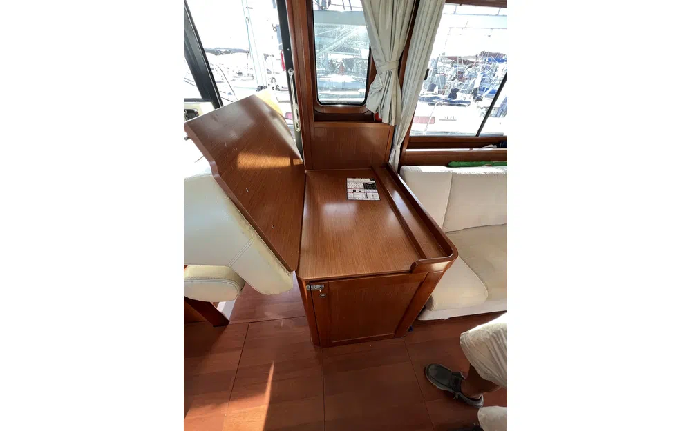 slider 13 Beneteau Swift Trawler 44