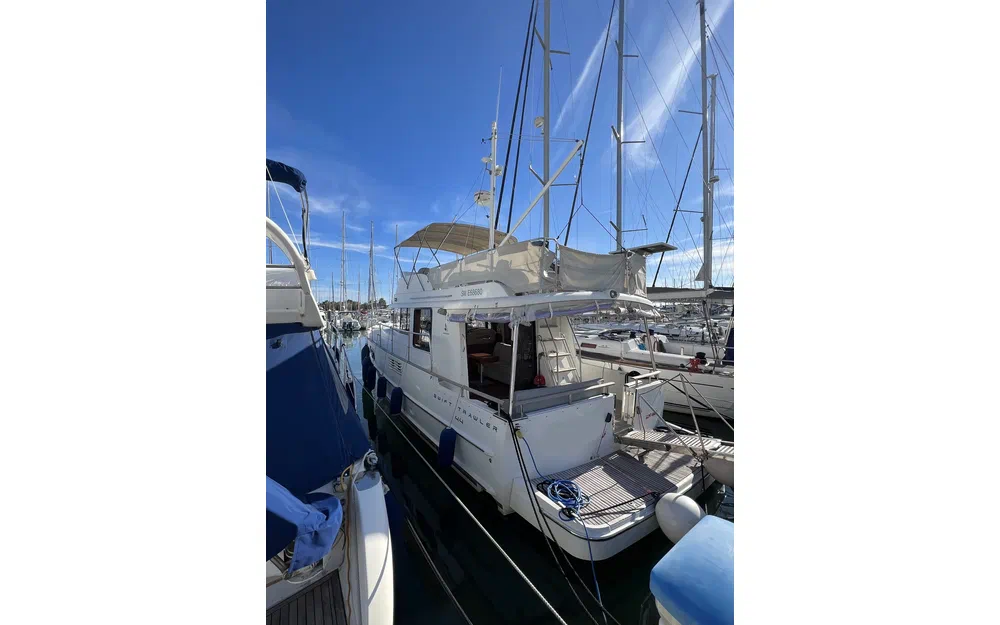 slider 1 Beneteau Swift Trawler 44