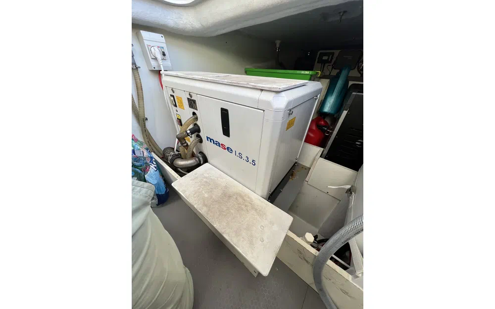 slider 21 Beneteau Swift Trawler 44