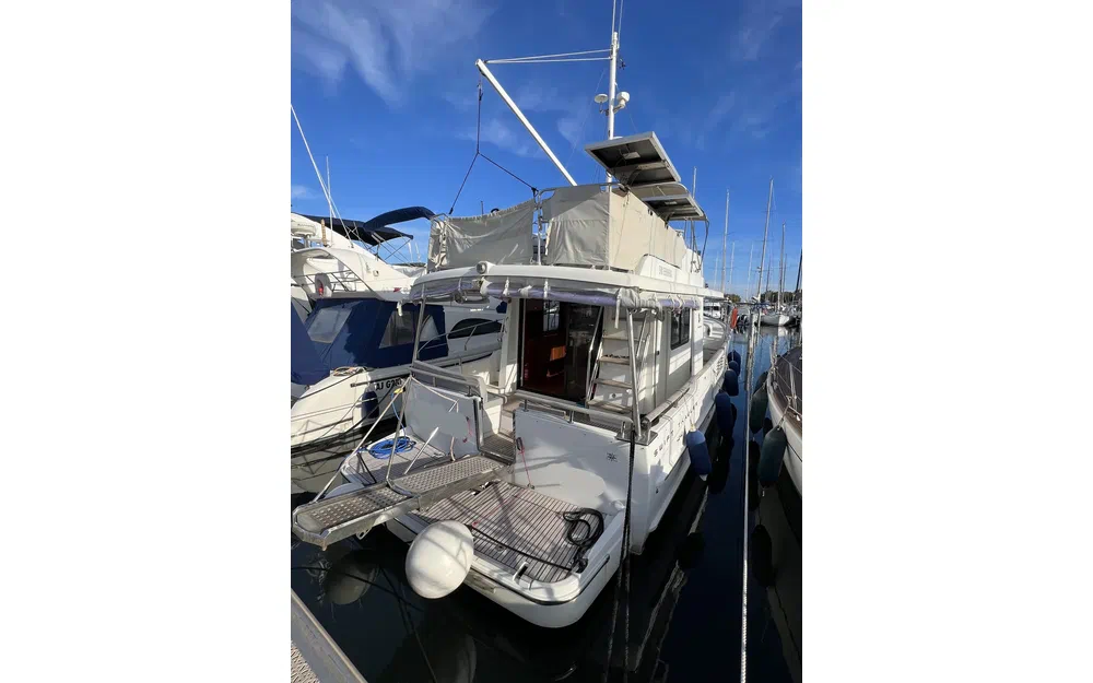 slider 3 Beneteau Swift Trawler 44