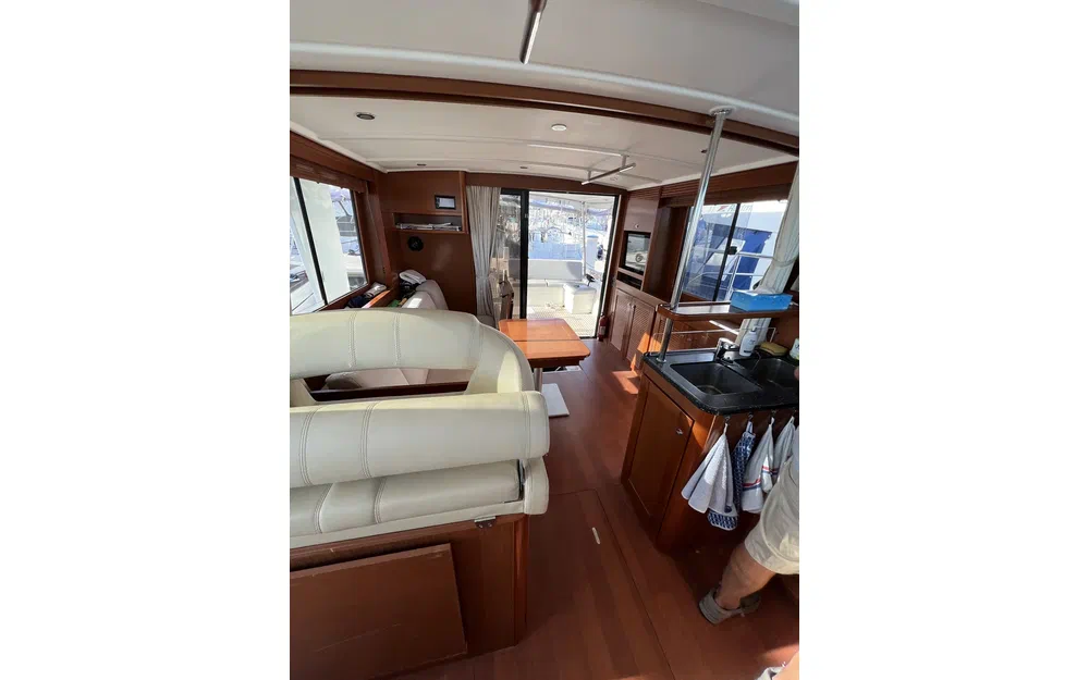 slider 67 Beneteau Swift Trawler 44