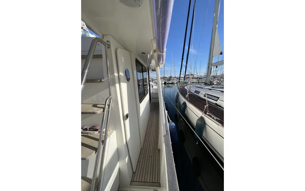 slider 6 Beneteau Swift Trawler 44