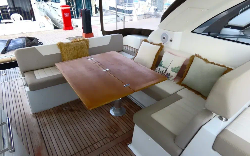 slider 9 Jeanneau Leader 40