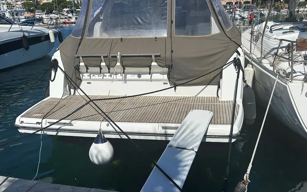 slider 7 Jeanneau Leader 40