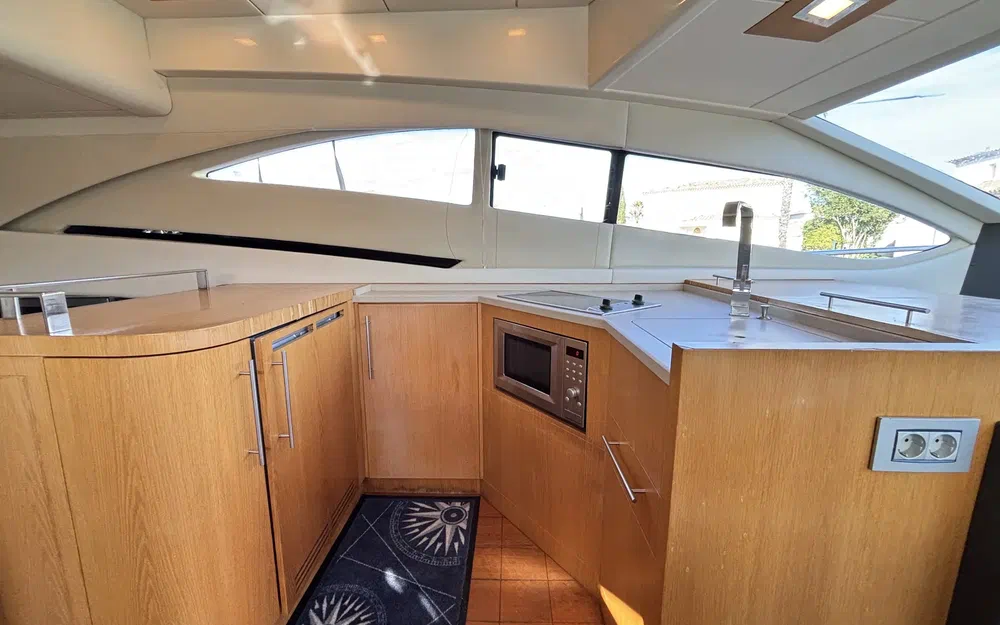 slider 11 Rodman Muse 44