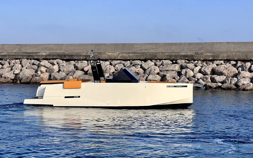 slider 4 De Antonio Yachts D28