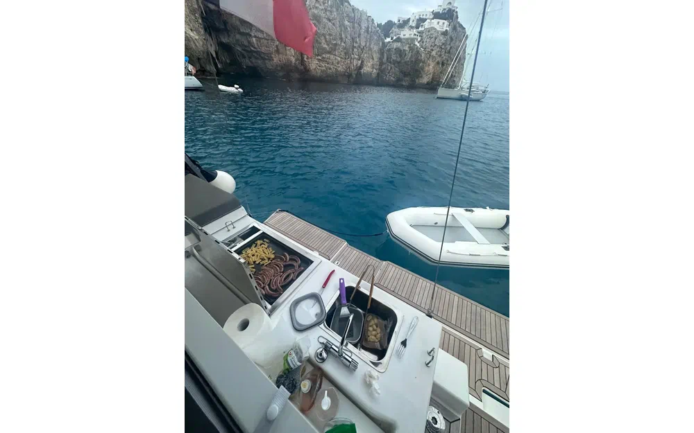 slider 10 Dufour 470