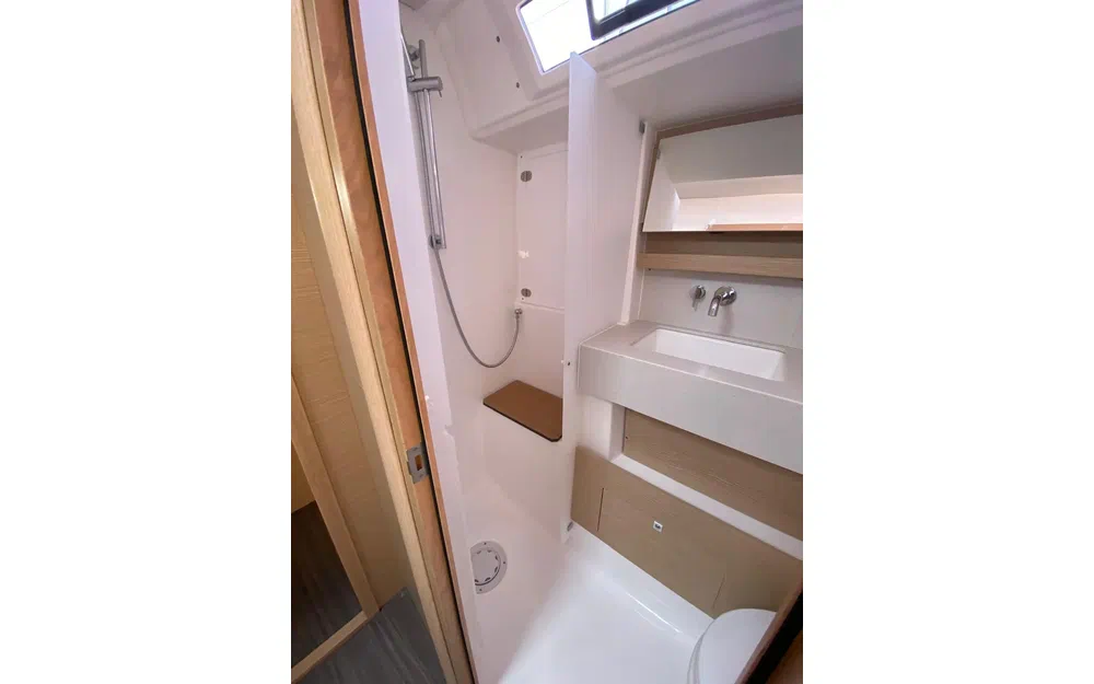 slider 18 Dufour 470