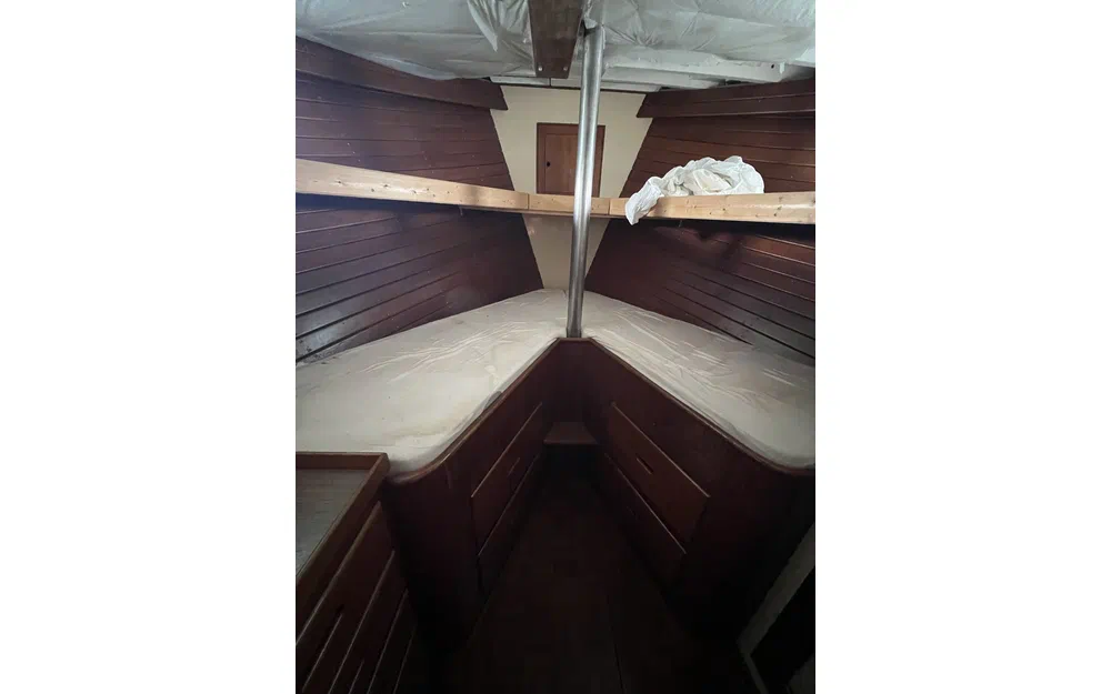 slider 32 Grand Banks 50