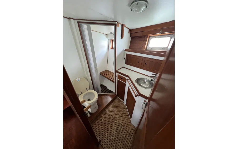 slider 34 Grand Banks 50