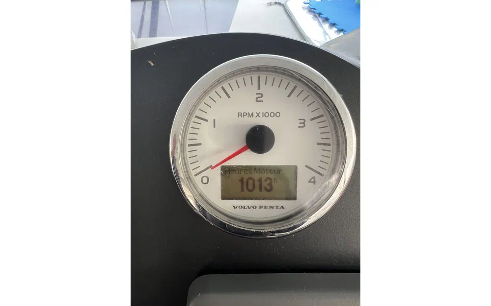 slider 17 Beneteau Flyer Gran Turismo 44