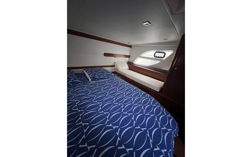 slider 27 Beneteau Flyer Gran Turismo 44