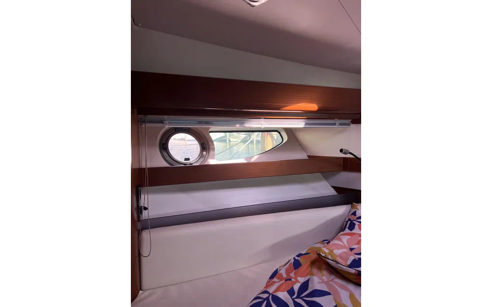 slider 32 Beneteau Flyer Gran Turismo 44