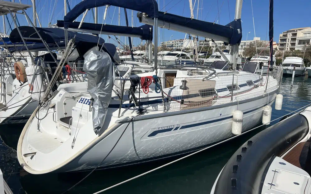 slider 1 Bavaria 36 Cruiser