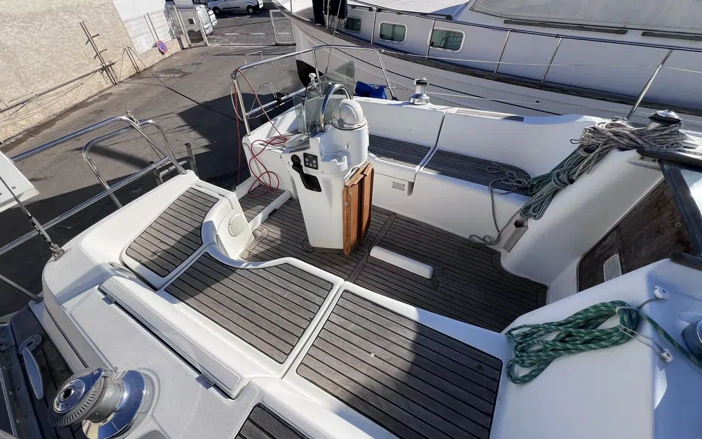 slider 12 Beneteau Oceanis 361