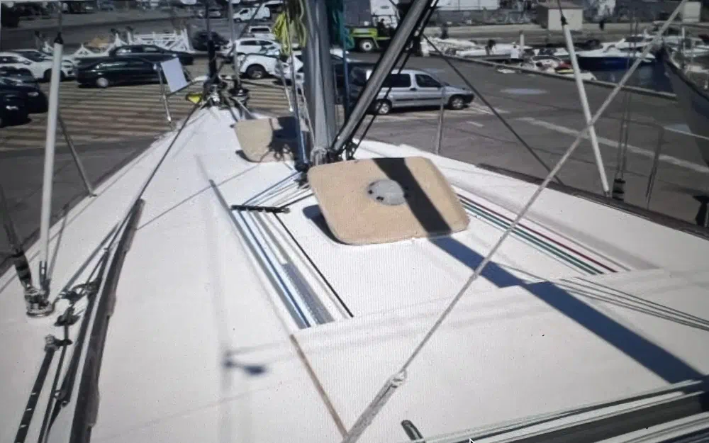 slider 10 Dufour 380