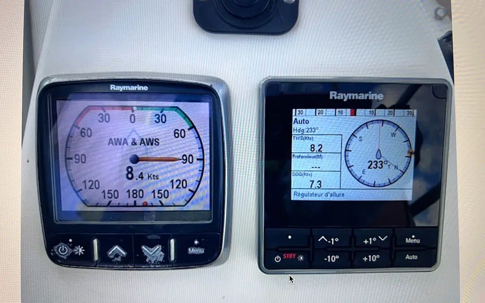 slider 15 Dufour 380