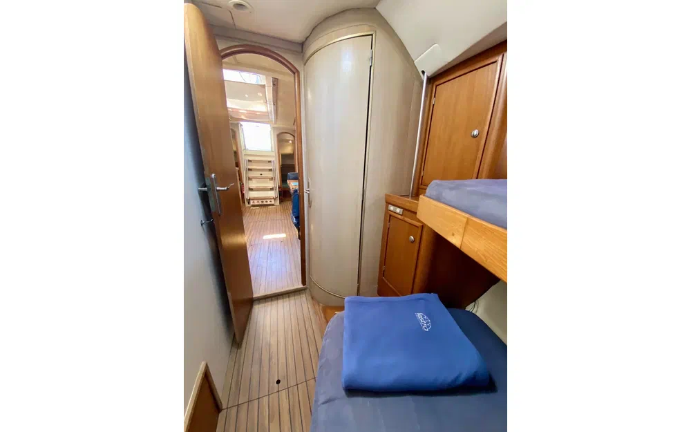 slider 19 Jeanneau Sun Odyssey 51