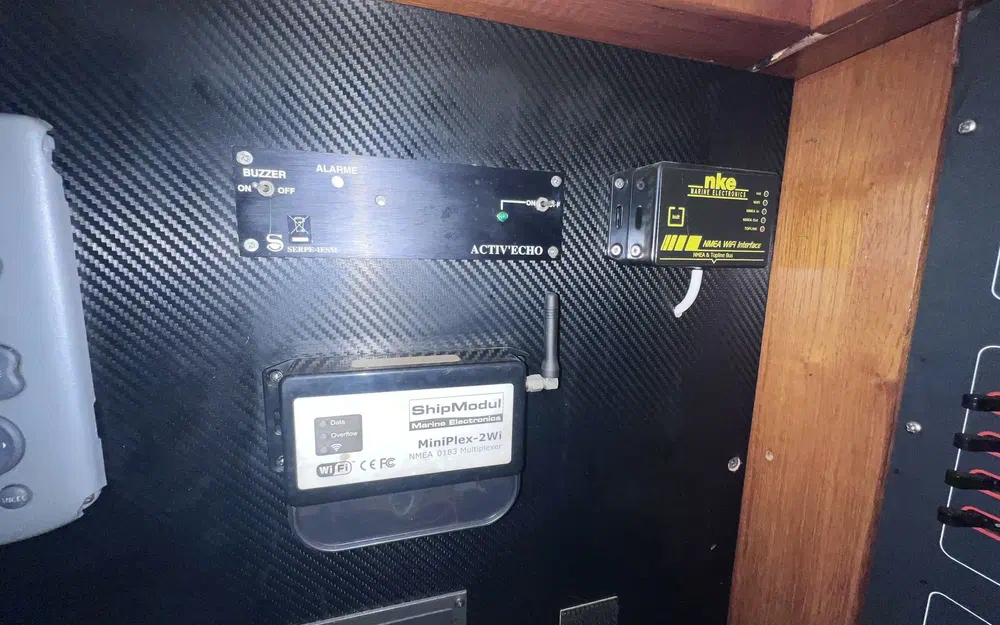 slider 27 Jeanneau Sun Odyssey 51