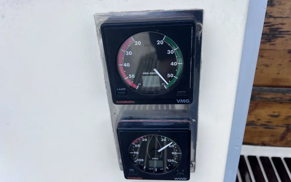 slider 23 Jeanneau Sun Shine 36