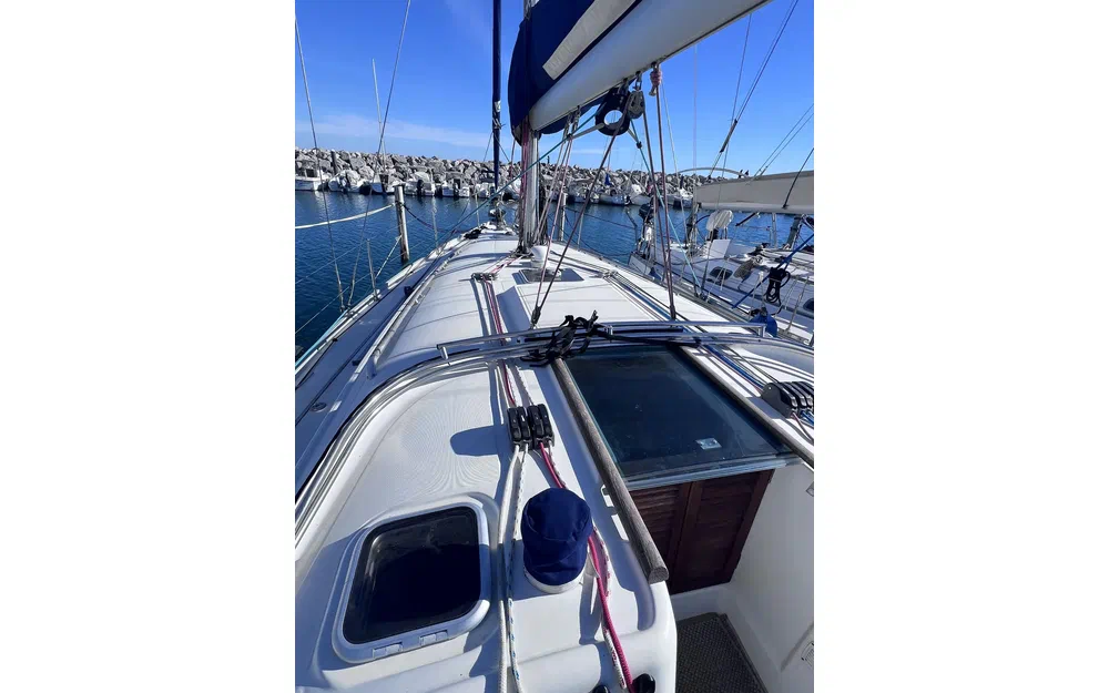slider 9 Beneteau Cyclades 39.3