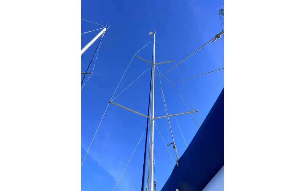 slider 17 Beneteau Cyclades 39.3