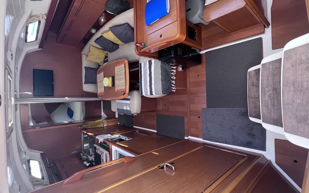 slider 35 Beneteau Cyclades 39.3